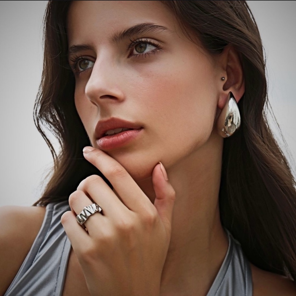 New: Lightweight Waterdrop Large Earrings (Silver)